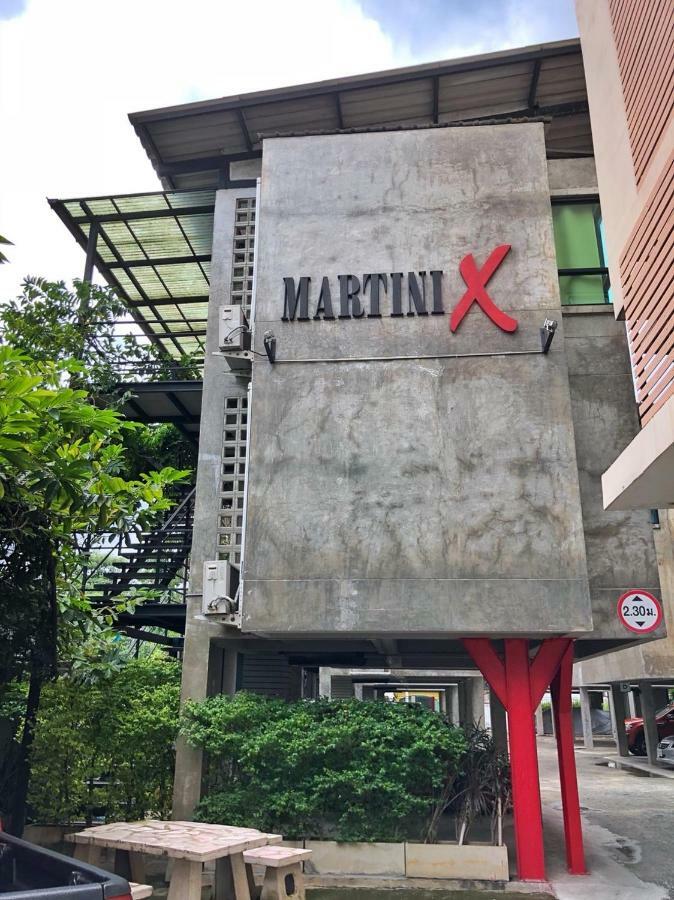 Matini Ratchada 32 Banguecoque Exterior foto